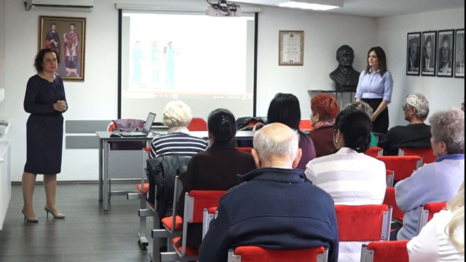 "Остеопороза - и спречити и лечити": Одржано предавање у Дому здравља