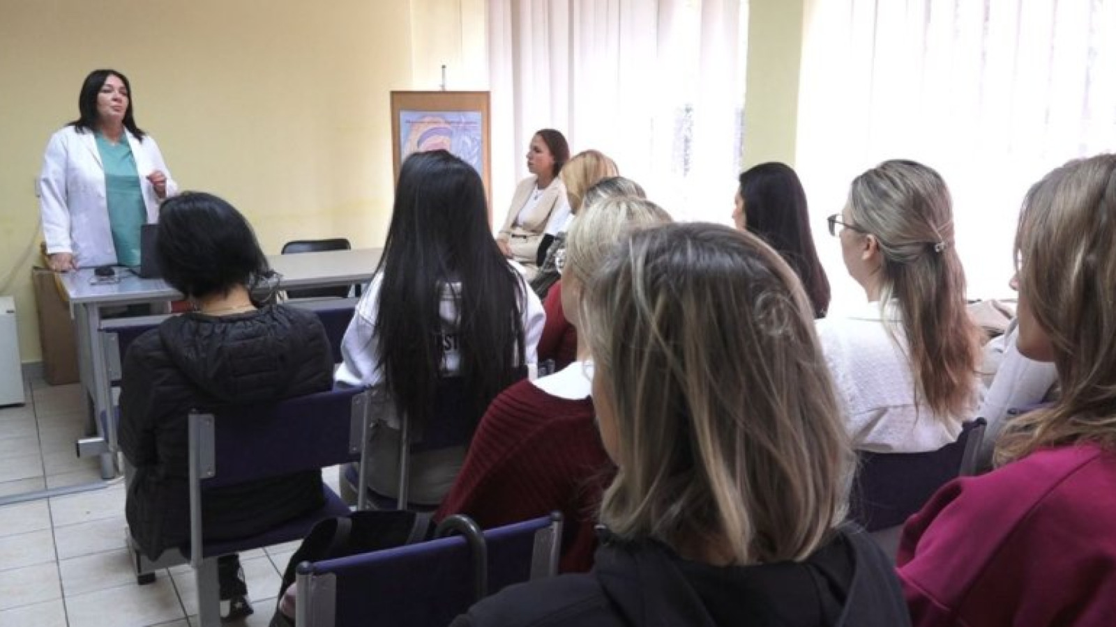 Дојење важно за здравље бебе и мајке